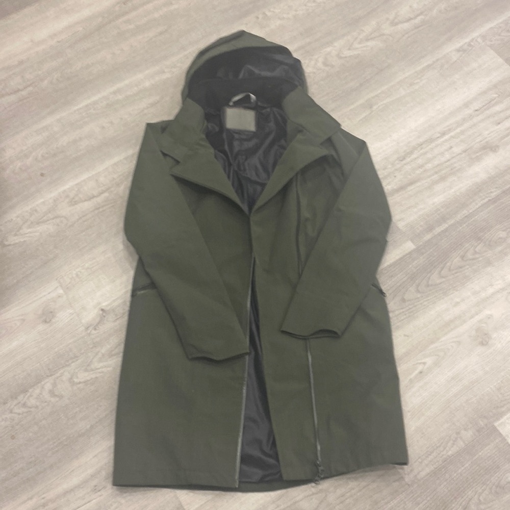 Athleta trench coat, M